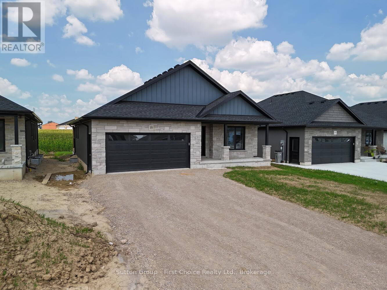 18 Nelson Street, West Perth, Ontario  N0K 1N0 - Photo 3 - X12362272