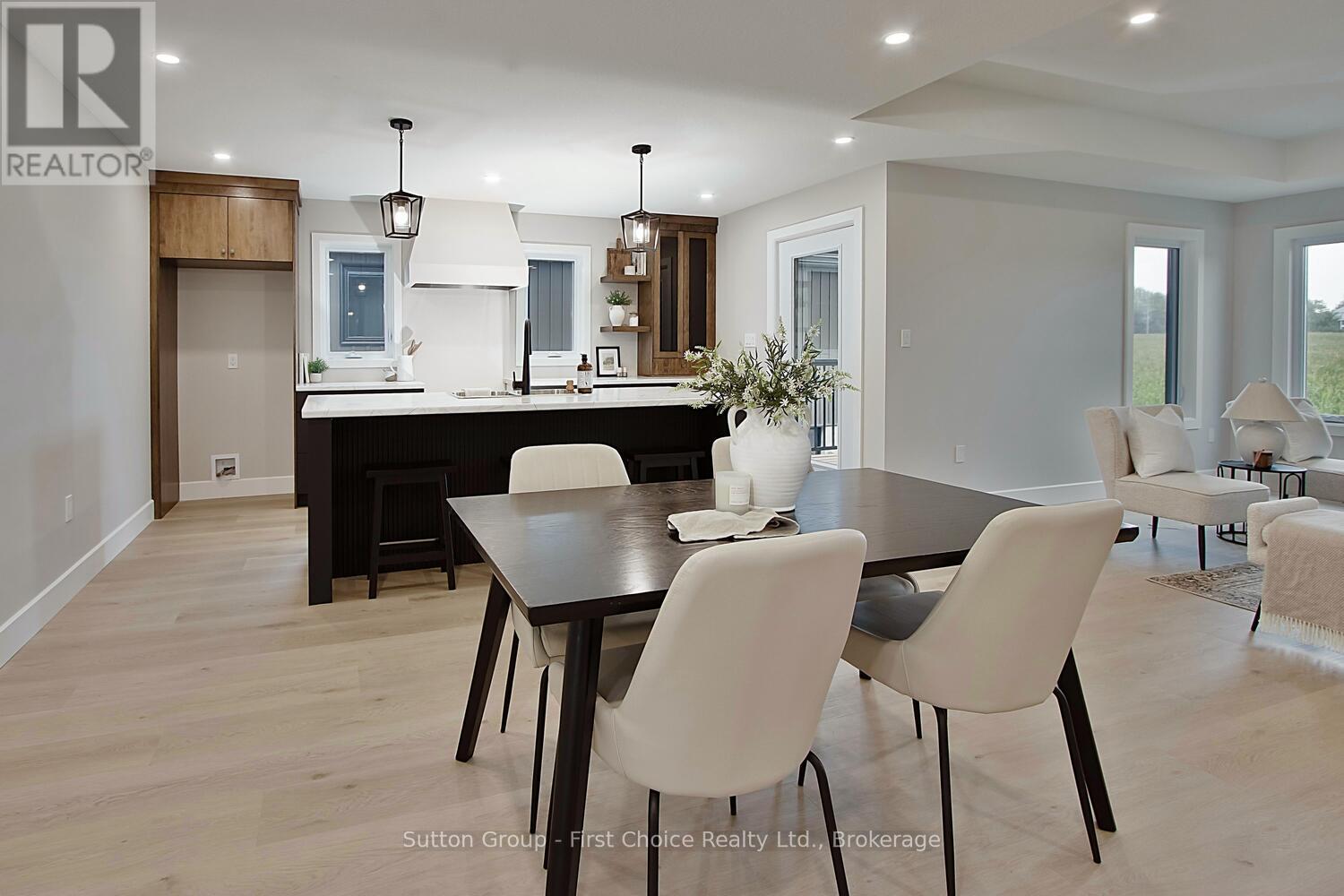 18 Nelson Street, West Perth, Ontario  N0K 1N0 - Photo 8 - X12362272