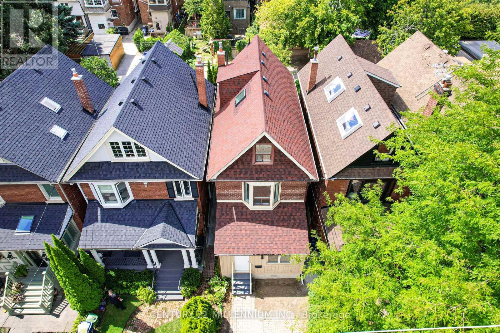 Property at 136 MAVETY STREET image 2