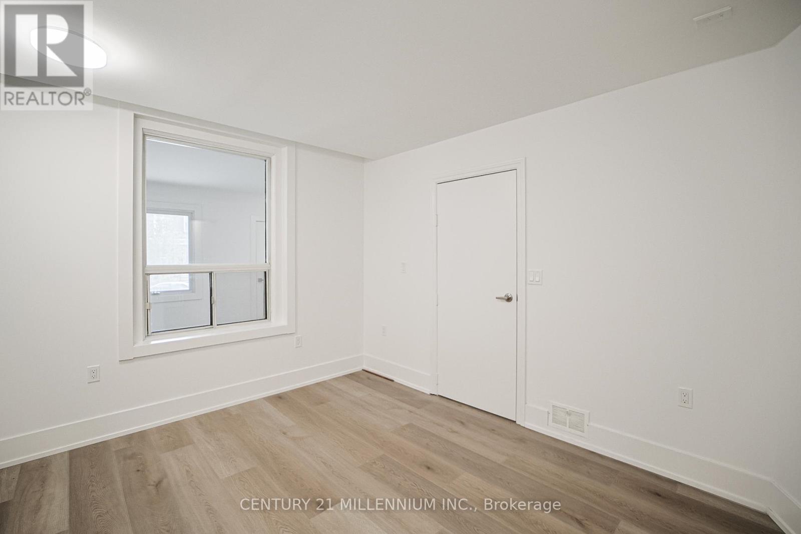 136 Mavety Street, Toronto, Ontario  M6P 2L9 - Photo 9 - W12362230