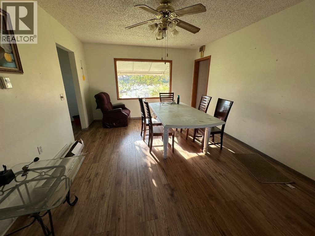 230049 Township Road 314, Rural Kneehill County, Alberta  T0M 2A0 - Photo 11 - A2245019