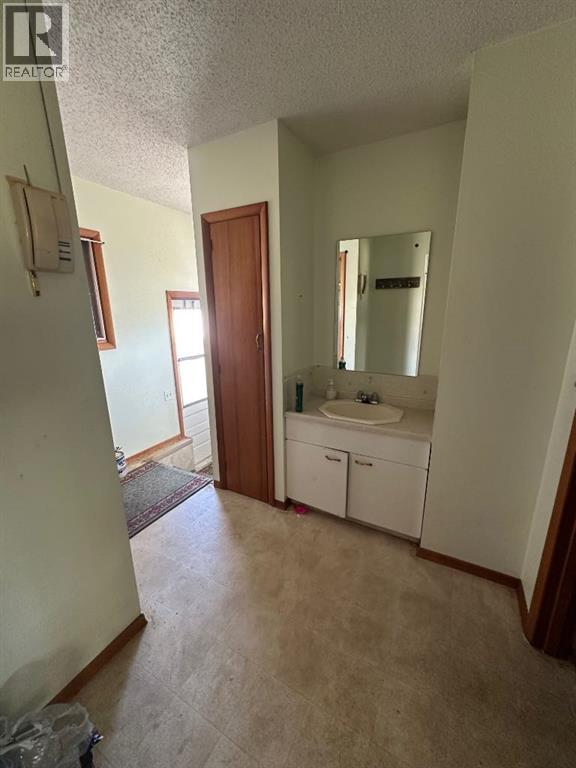 230049 Township Road 314, Rural Kneehill County, Alberta  T0M 2A0 - Photo 13 - A2245019