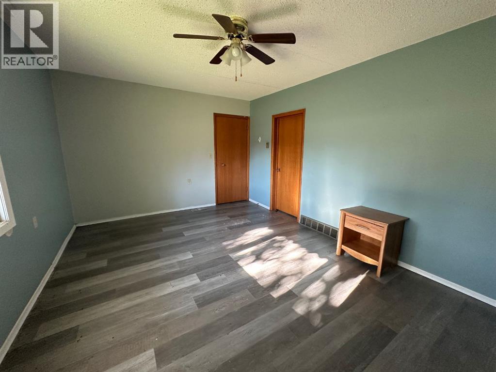 230049 Township Road 314, Rural Kneehill County, Alberta  T0M 2A0 - Photo 18 - A2245019