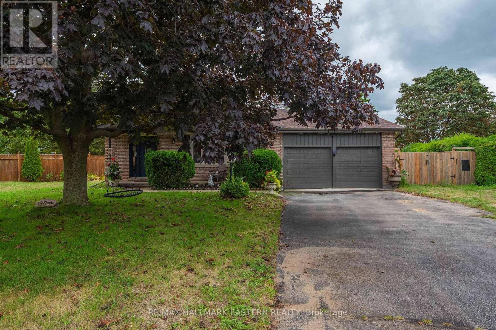 3 Carol Place, Port Hope, Ontario  L1A 3Y5 - Photo 2 - X12359858