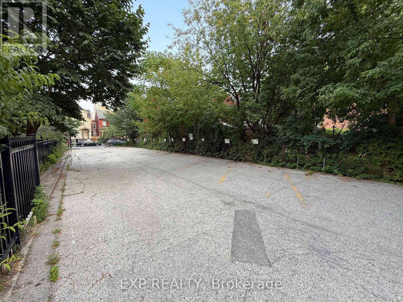200 - 243 College Street, Toronto, Ontario  M5T 1R5 - Photo 28 - C12362286