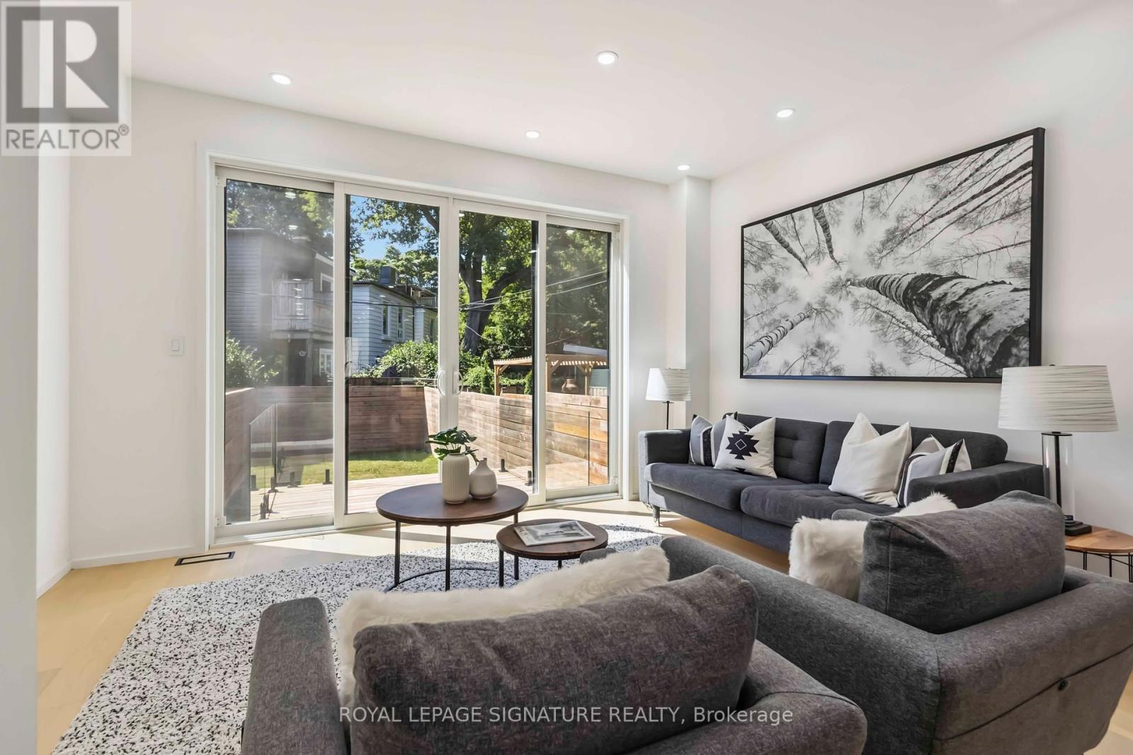 Upper - 43a Cummings Street, Toronto, Ontario  M4M 1M9 - Photo 13 - E12362313