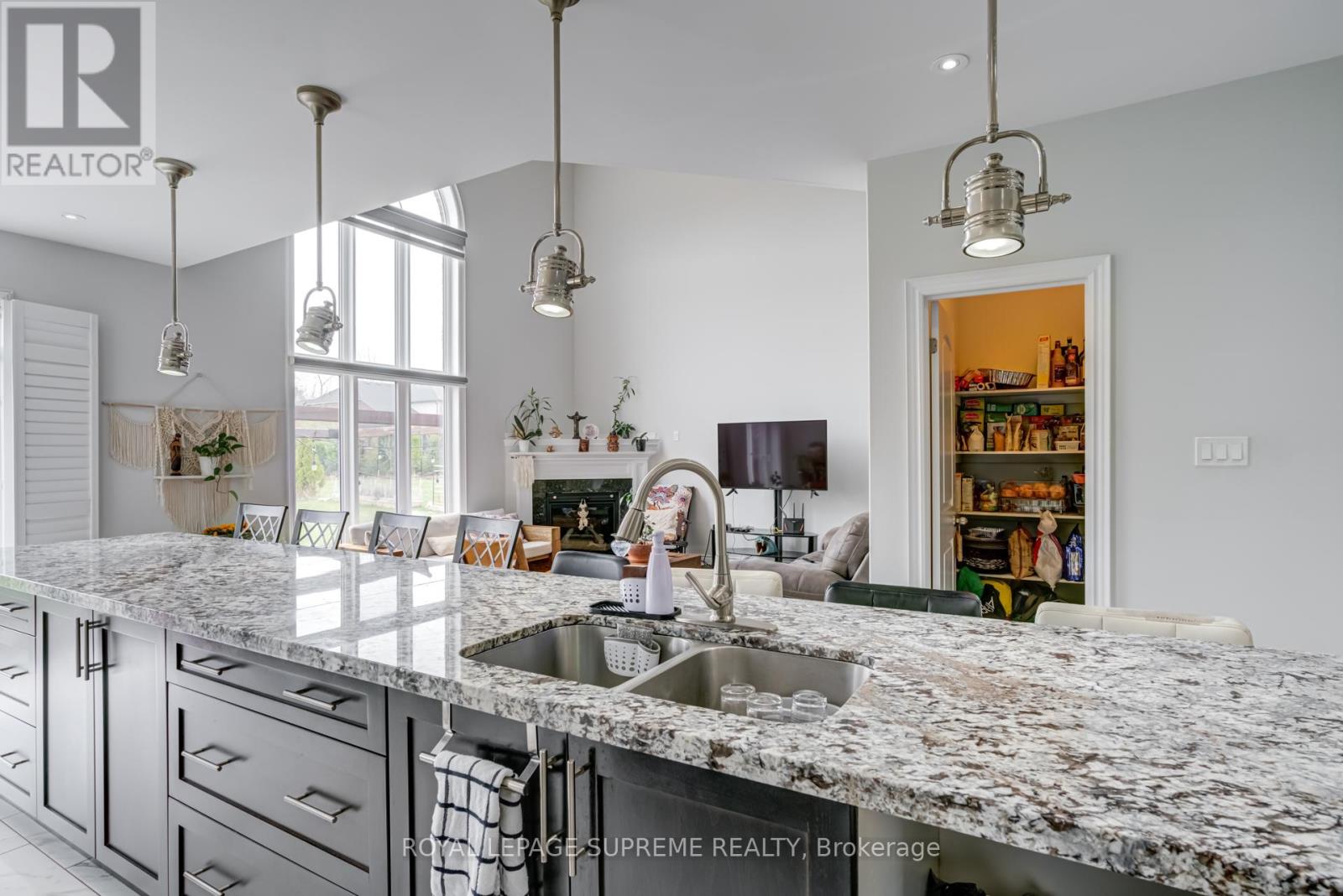 1417 Gilford Road, Innisfil (Gilford), Ontario  L0L 1R0 - Photo 8 - N12362370