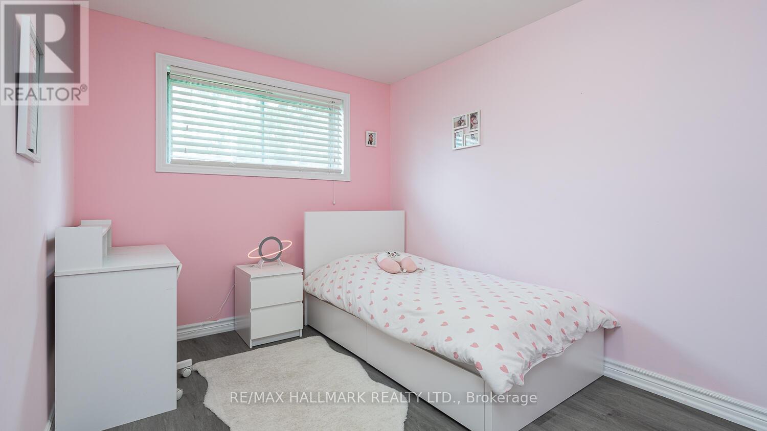 11 Seaton Drive, Aurora, Ontario  L4G 2J9 - Photo 12 - N12362381