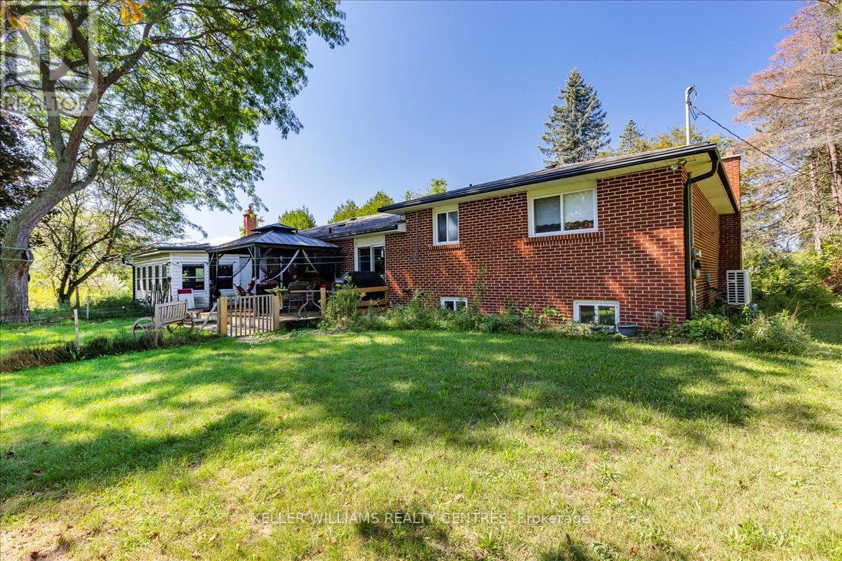 23973 Kennedy Road, Georgina, Ontario  L0E 1R0 - Photo 12 - N12362391