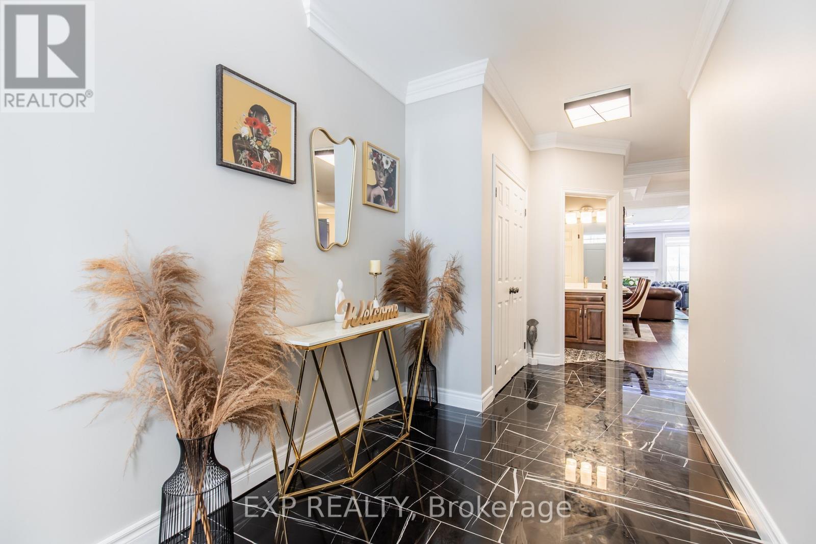 6544 Sam Iorfida Drive, Niagara Falls, Ontario  L2G 0H4 - Photo 3 - X12362375