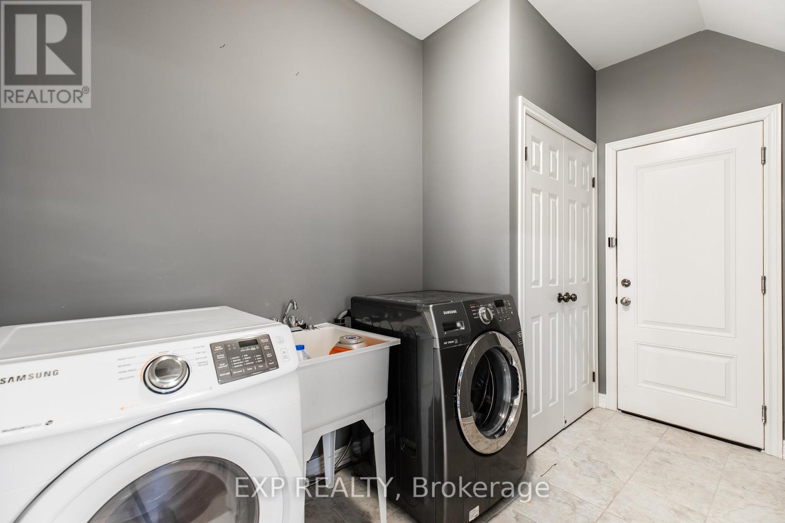 6544 Sam Iorfida Drive, Niagara Falls, Ontario  L2G 0H4 - Photo 30 - X12362375