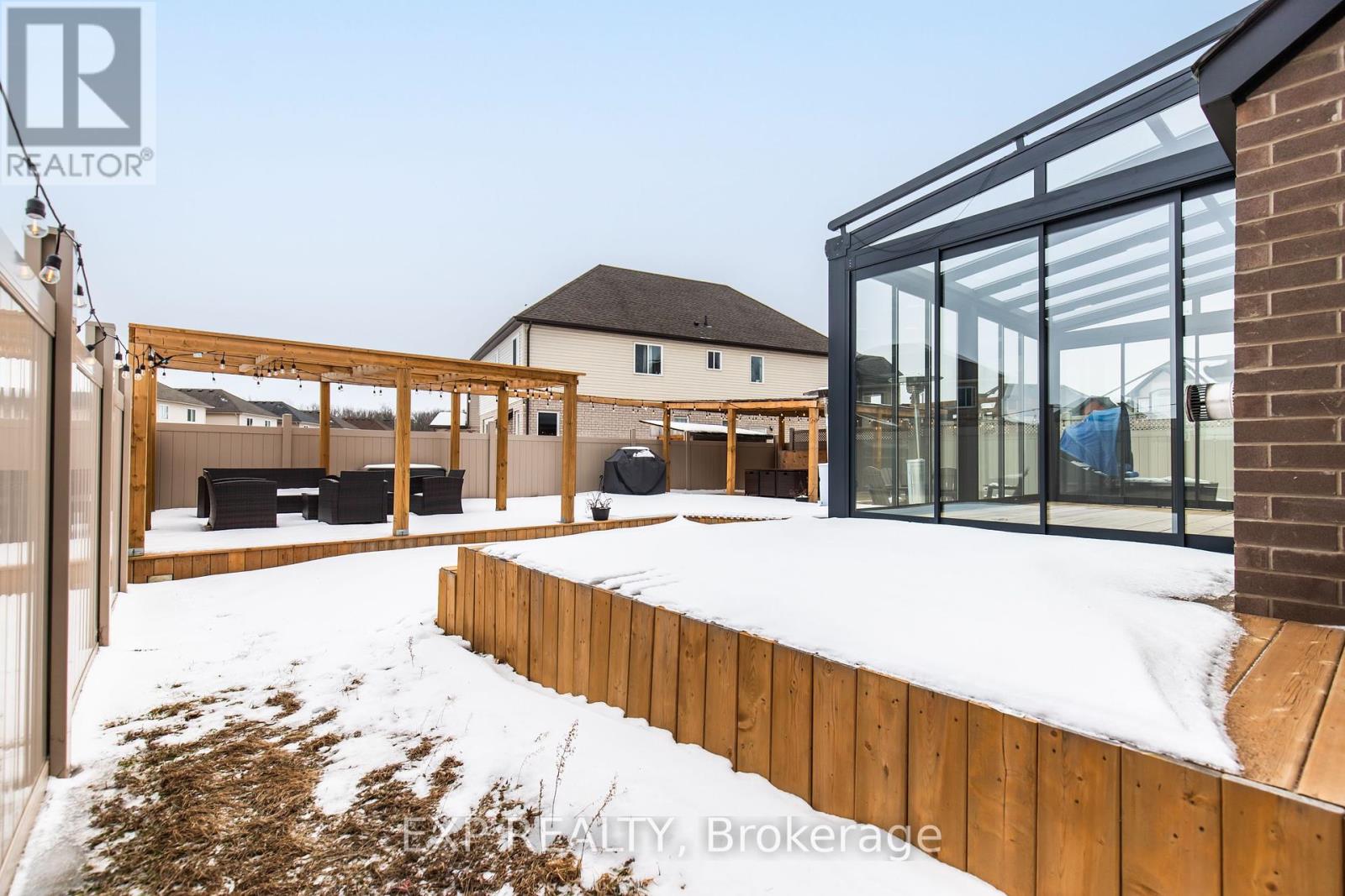 6544 Sam Iorfida Drive, Niagara Falls, Ontario  L2G 0H4 - Photo 42 - X12362375