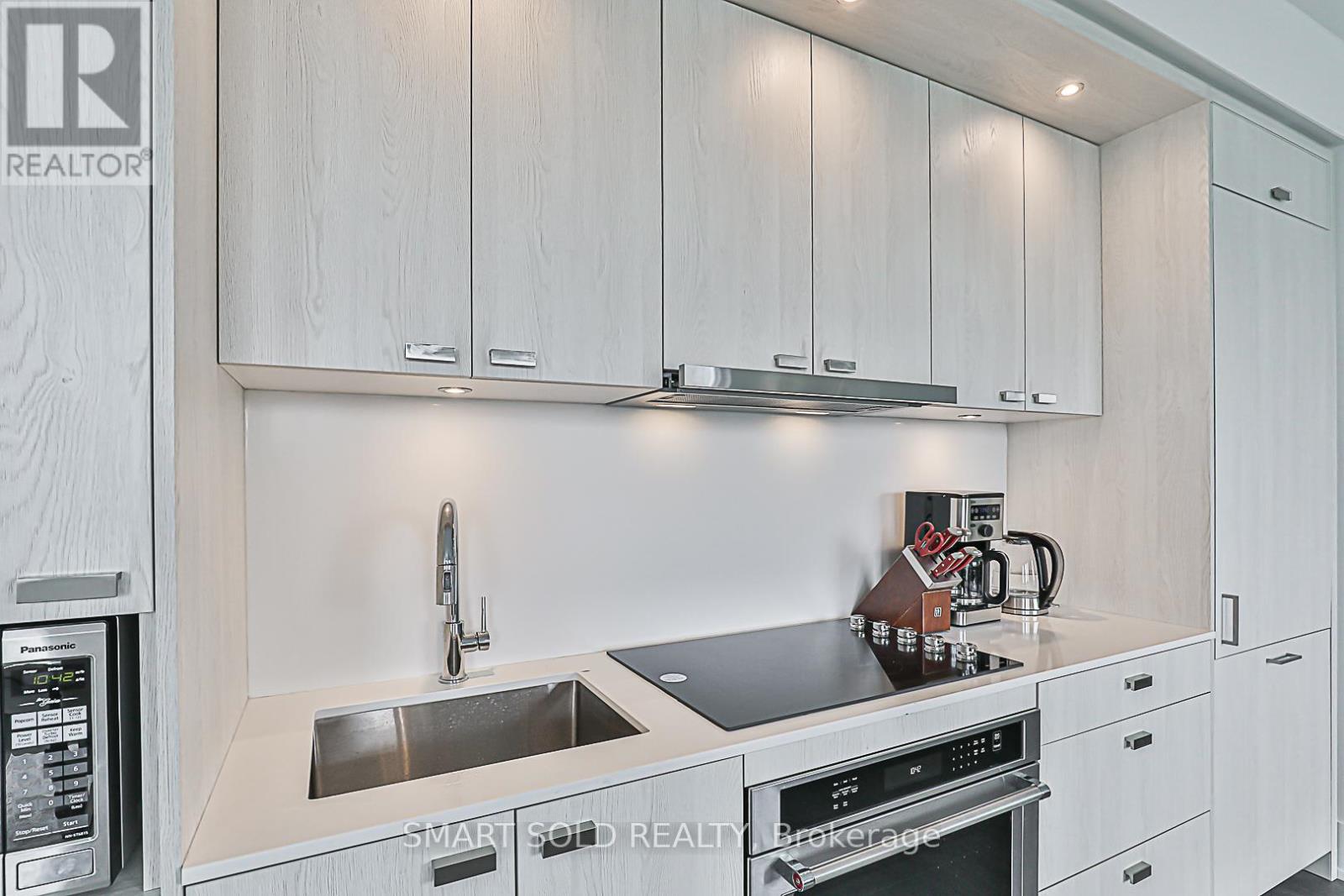 1504 - 480 Front St West Street W, Toronto, Ontario  M5V 0V6 - Photo 22 - C12362438