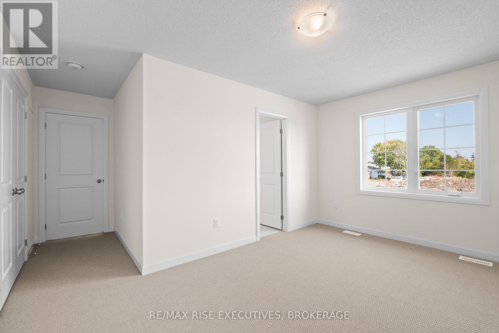 117 Windermere Boulevard, Loyalist, Ontario  K0H 1G0 - Photo 28 - X12362621
