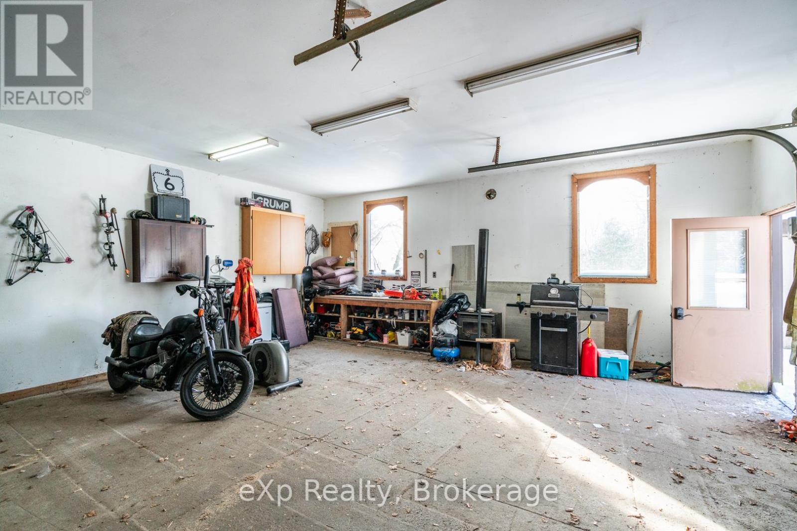 9499 Maas Park Drive, Wellington North, Ontario  N0G 2L0 - Photo 21 - X12148923