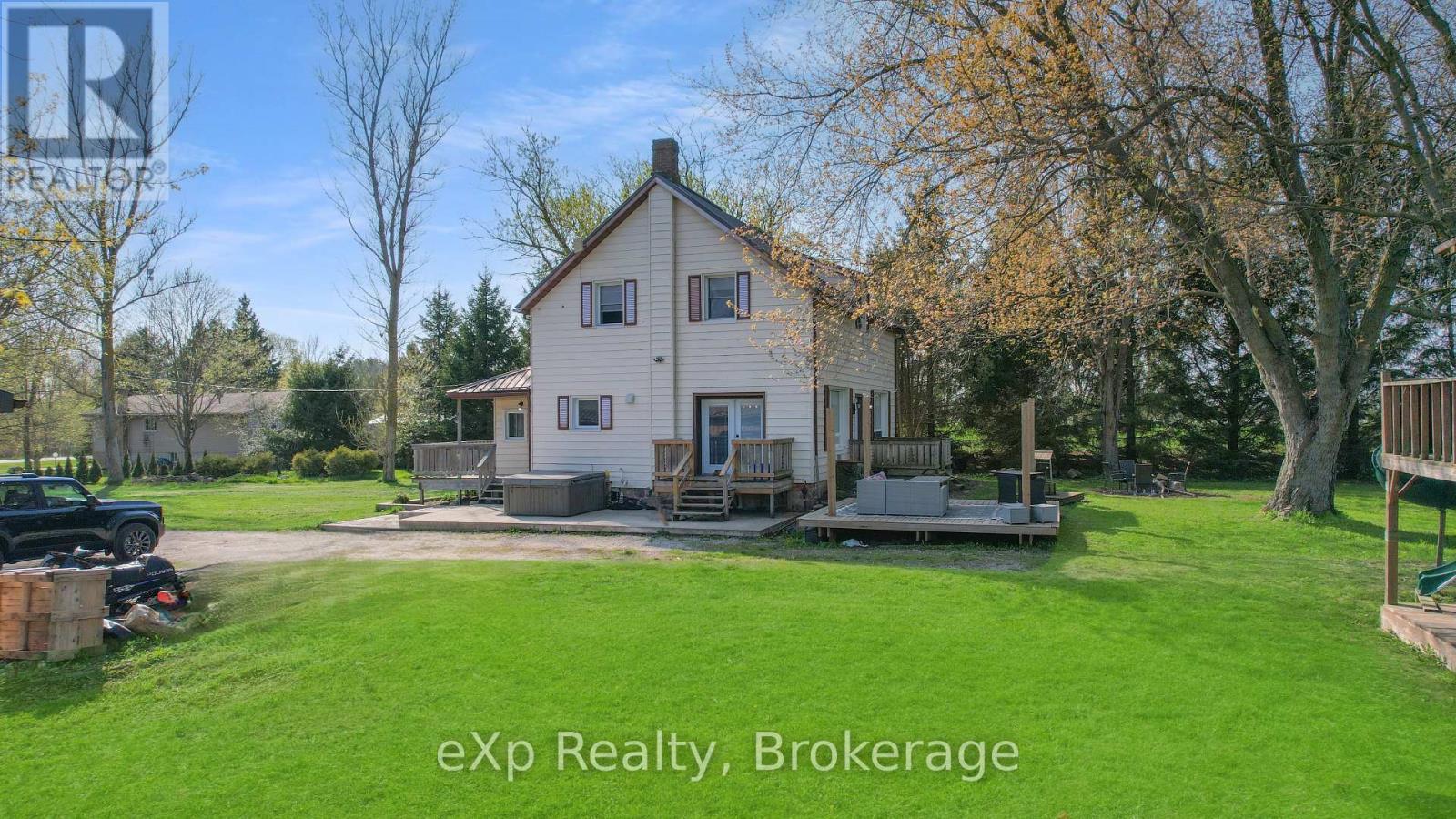 9499 Maas Park Drive, Wellington North, Ontario  N0G 2L0 - Photo 25 - X12148923