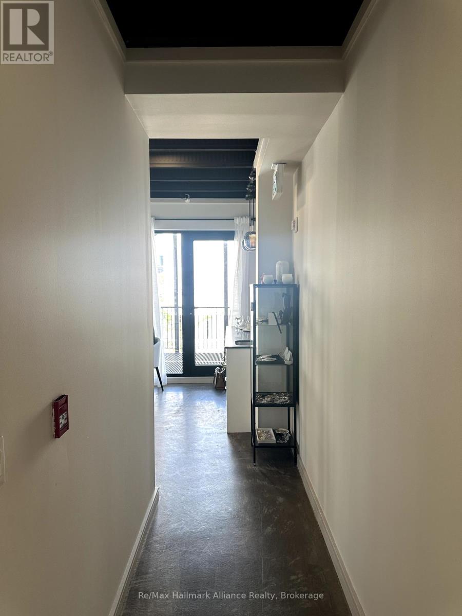 400 - 155 Thirtieth Street, Toronto, Ontario  M8W 3C3 - Photo 9 - W12362537