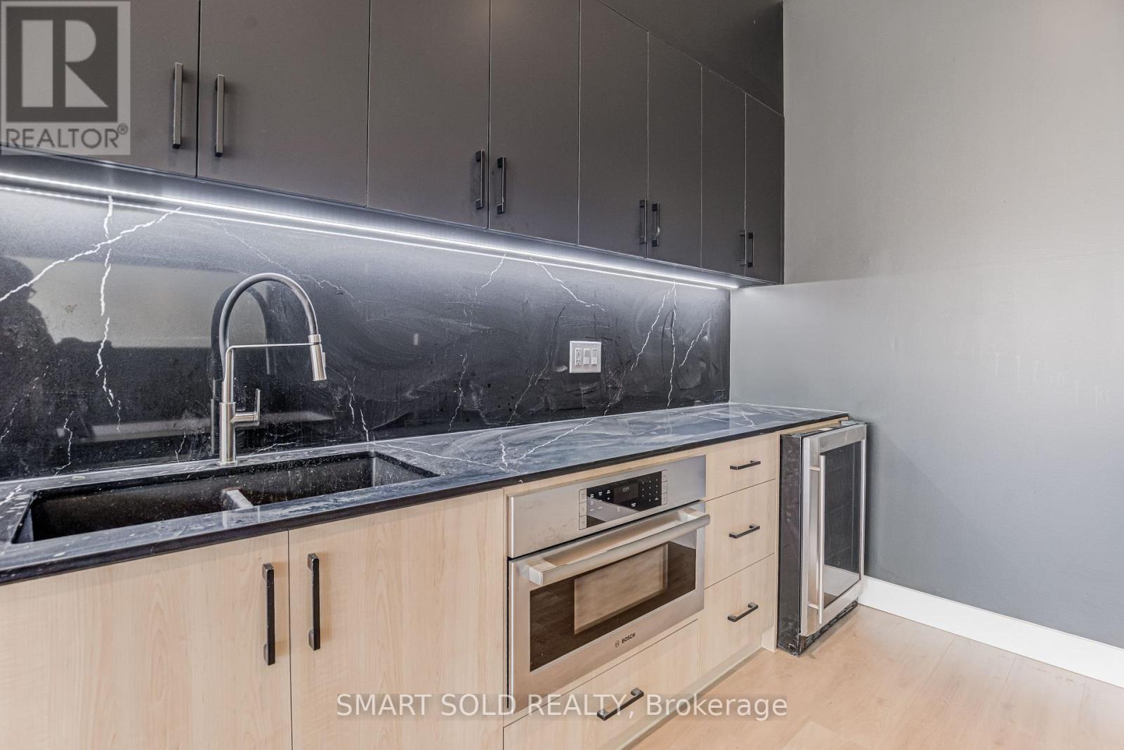 3,4 - 155 West Beaver Creek Road, Richmond Hill, Ontario  L4B 1E1 - Photo 14 - N12362399