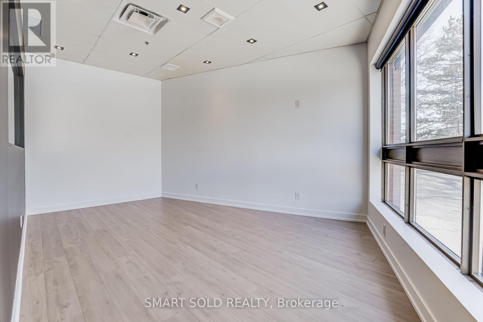 3,4 - 155 West Beaver Creek Road, Richmond Hill, Ontario  L4B 1E1 - Photo 17 - N12362399