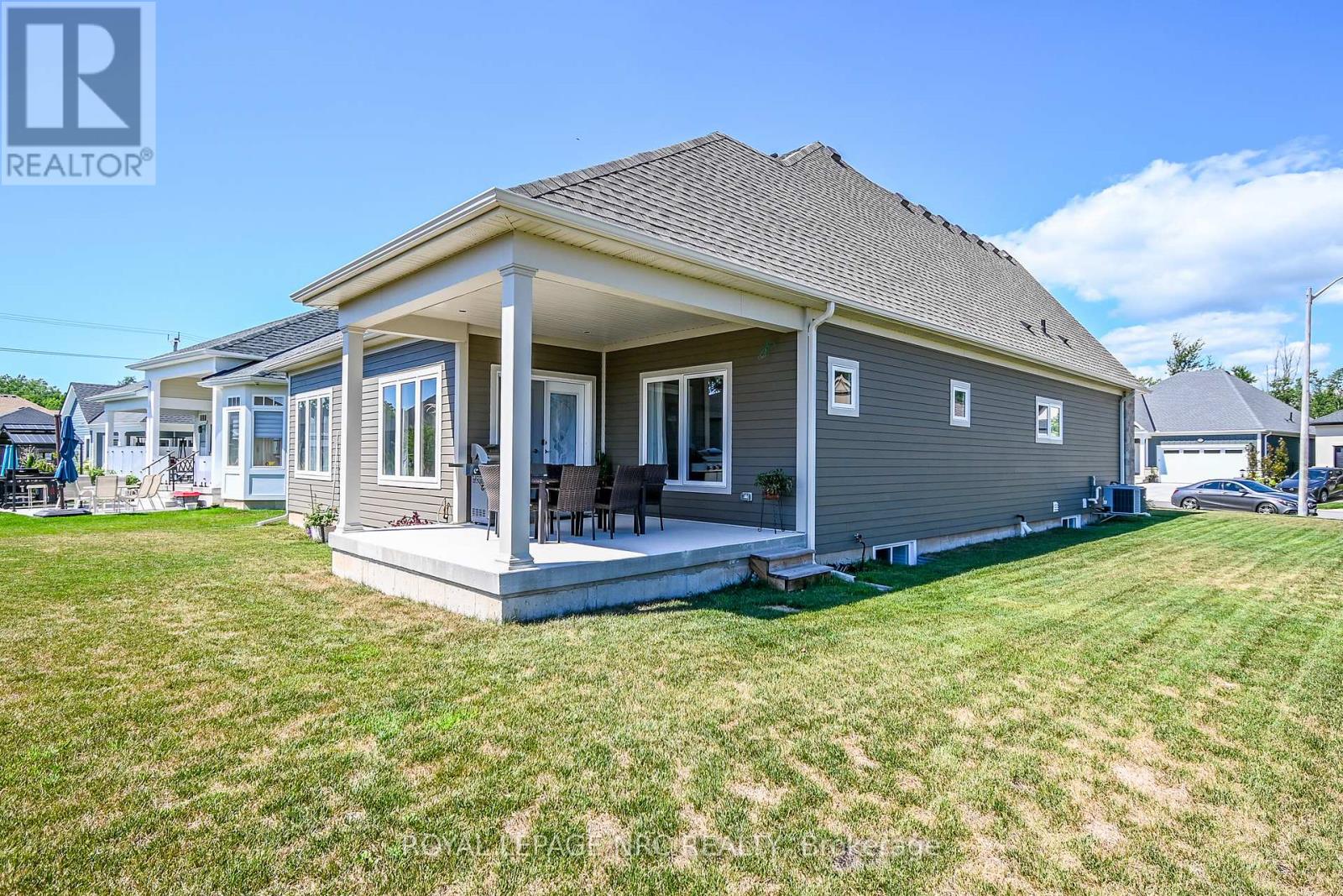 3571 Whispering Woods Trail, Fort Erie, Ontario  L0S 1N0 - Photo 43 - X12362476