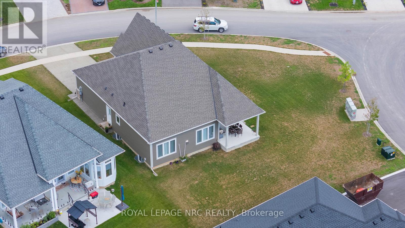 3571 Whispering Woods Trail, Fort Erie, Ontario  L0S 1N0 - Photo 45 - X12362476
