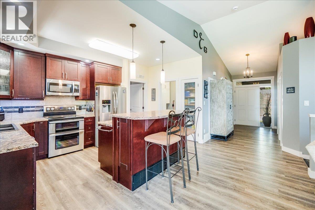 1606 Tower Ridge Road, Castlegar, British Columbia  V1N 4W7 - Photo 14 - 10360320