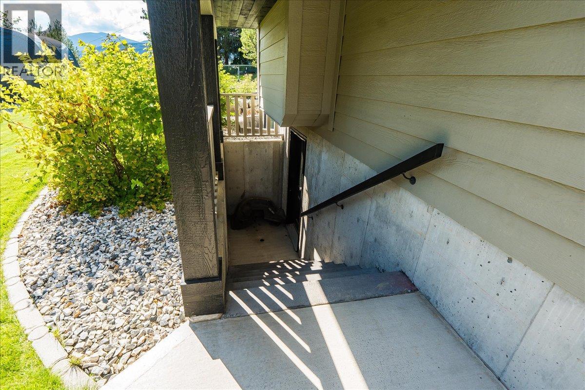 1606 Tower Ridge Road, Castlegar, British Columbia  V1N 4W7 - Photo 79 - 10360320