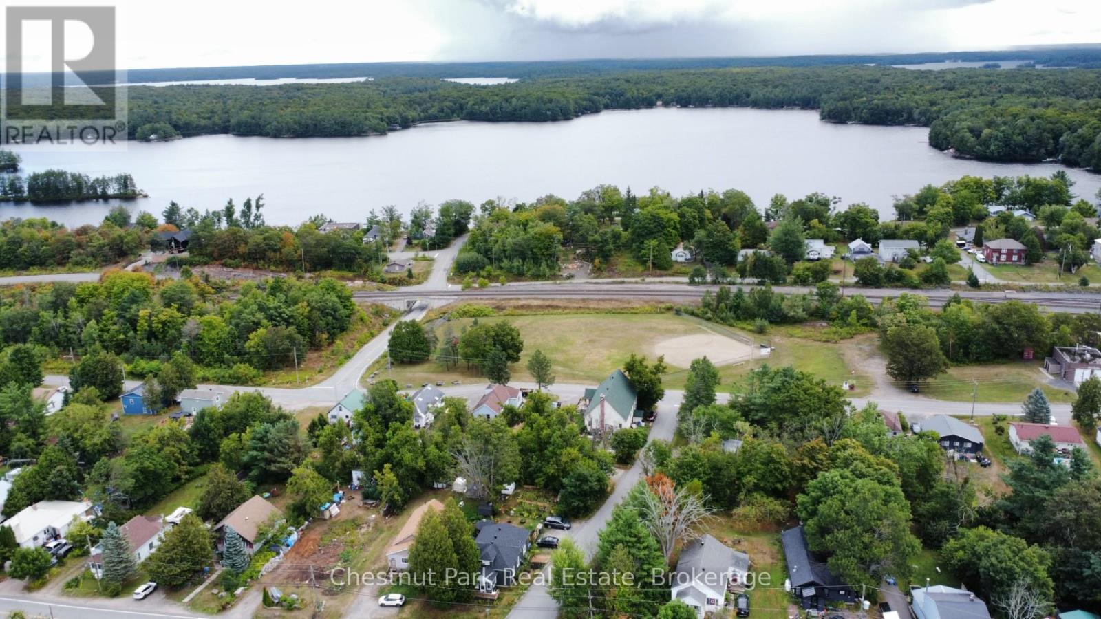 35 Muskoka Road, Georgian Bay, Ontario  P0C 1H0 - Photo 33 - X12362594