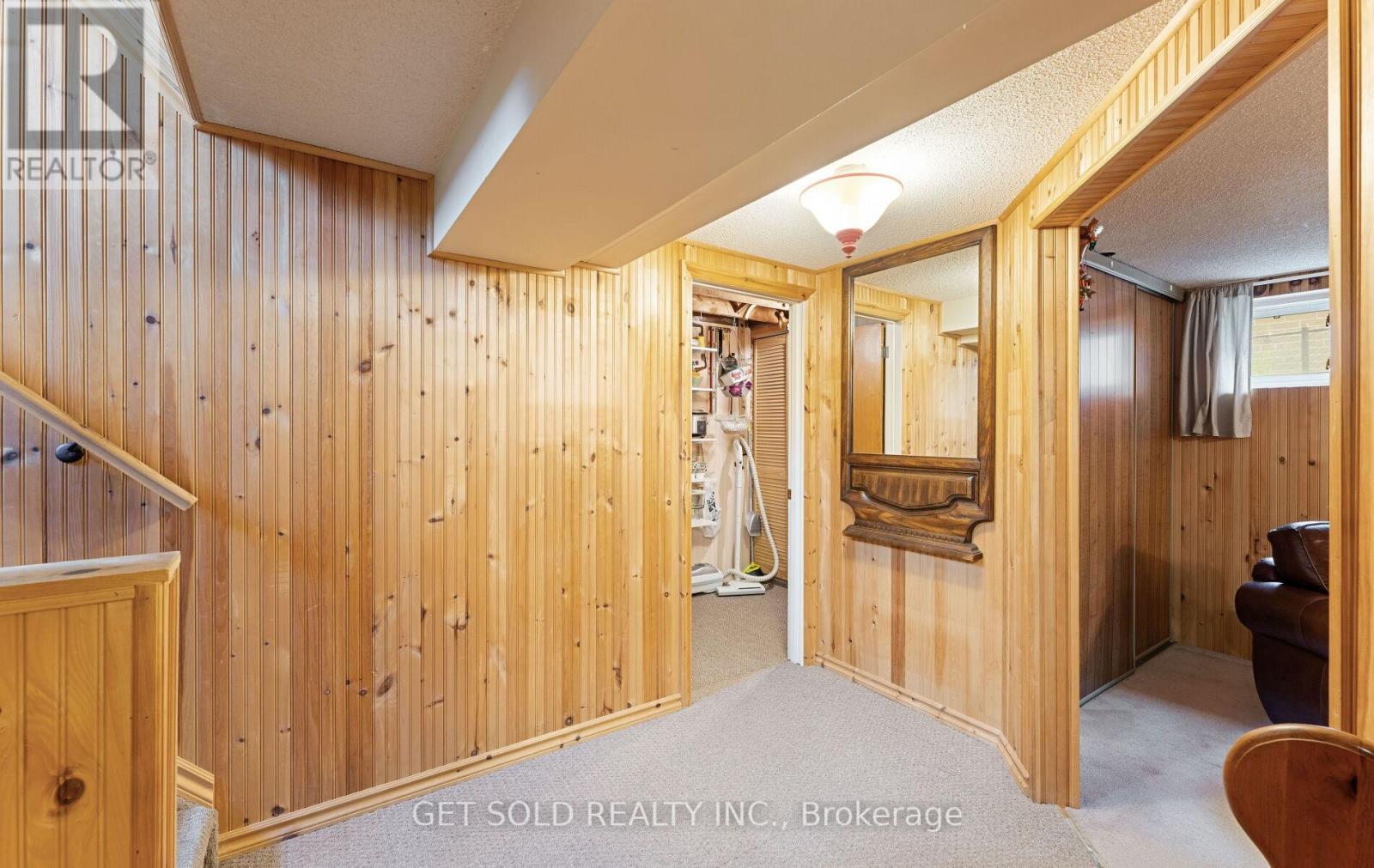 24 Huntsmoor Road, Toronto (Elms-Old Rexdale), Ontario  M9W 3R5 - Photo 21 - W12362411