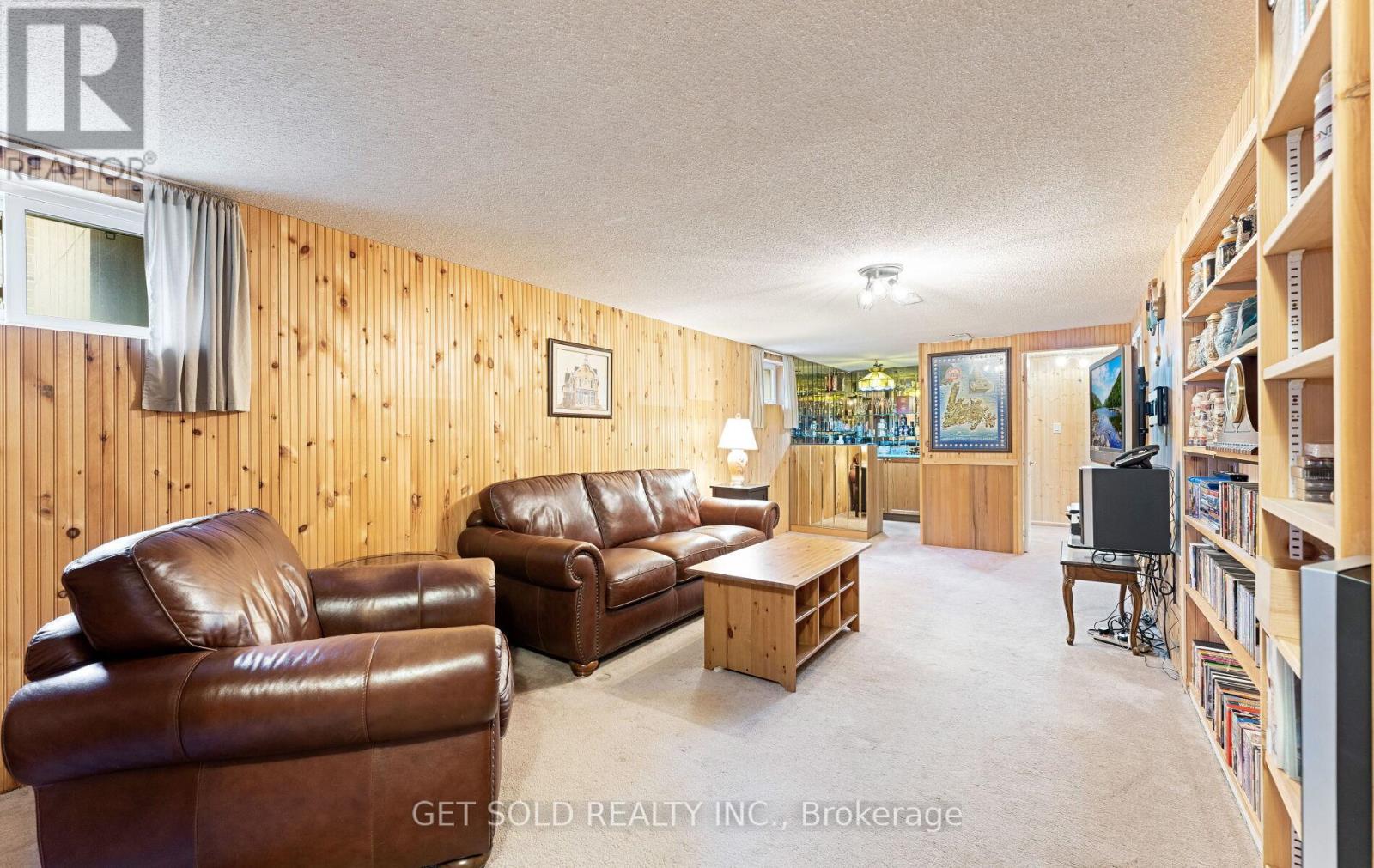 24 Huntsmoor Road, Toronto (Elms-Old Rexdale), Ontario  M9W 3R5 - Photo 22 - W12362411
