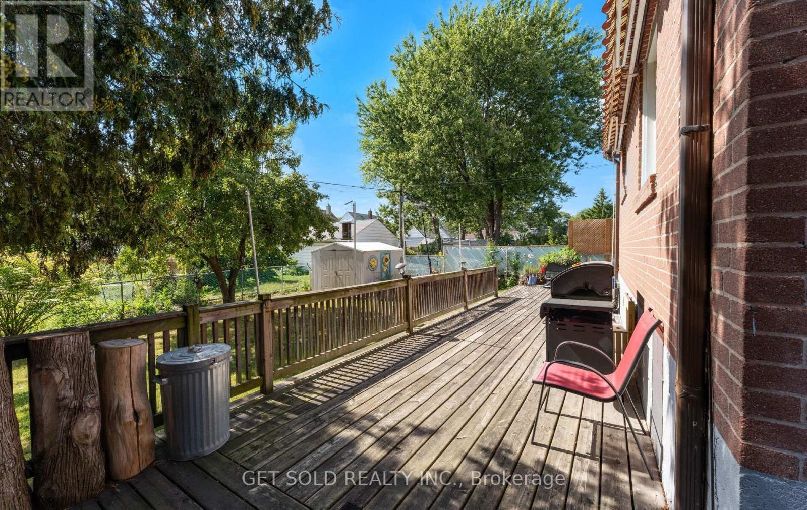 24 Huntsmoor Road, Toronto (Elms-Old Rexdale), Ontario  M9W 3R5 - Photo 38 - W12362411