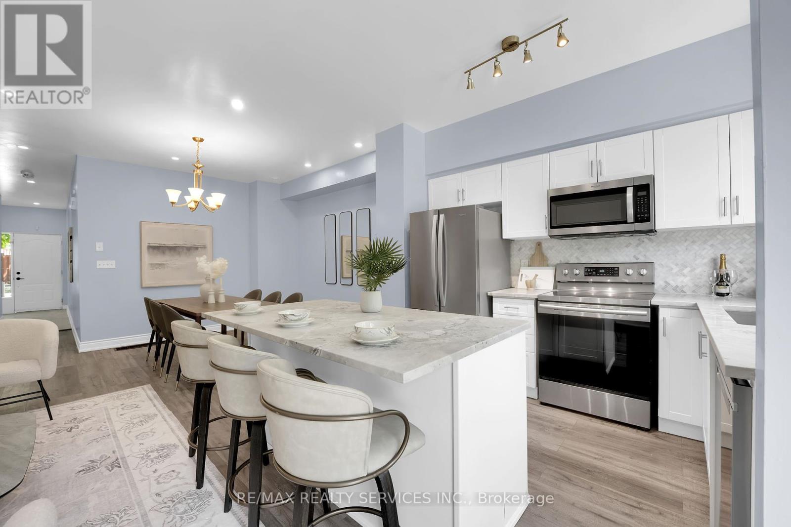 45 - 3059 Finch Avenue W, Toronto, Ontario  M9M 0A7 - Photo 12 - W12362435