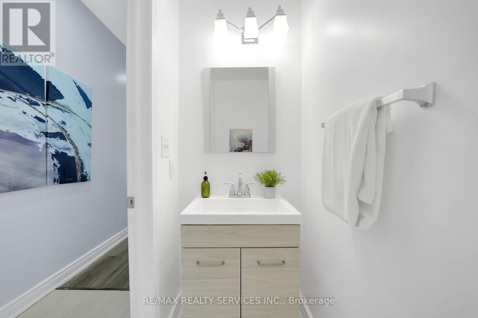 45 - 3059 Finch Avenue W, Toronto, Ontario  M9M 0A7 - Photo 15 - W12362435