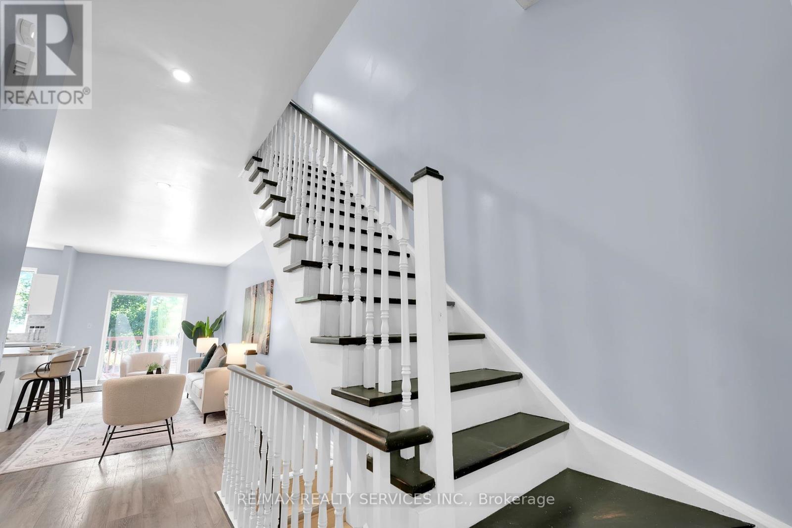 45 - 3059 Finch Avenue W, Toronto, Ontario  M9M 0A7 - Photo 16 - W12362435