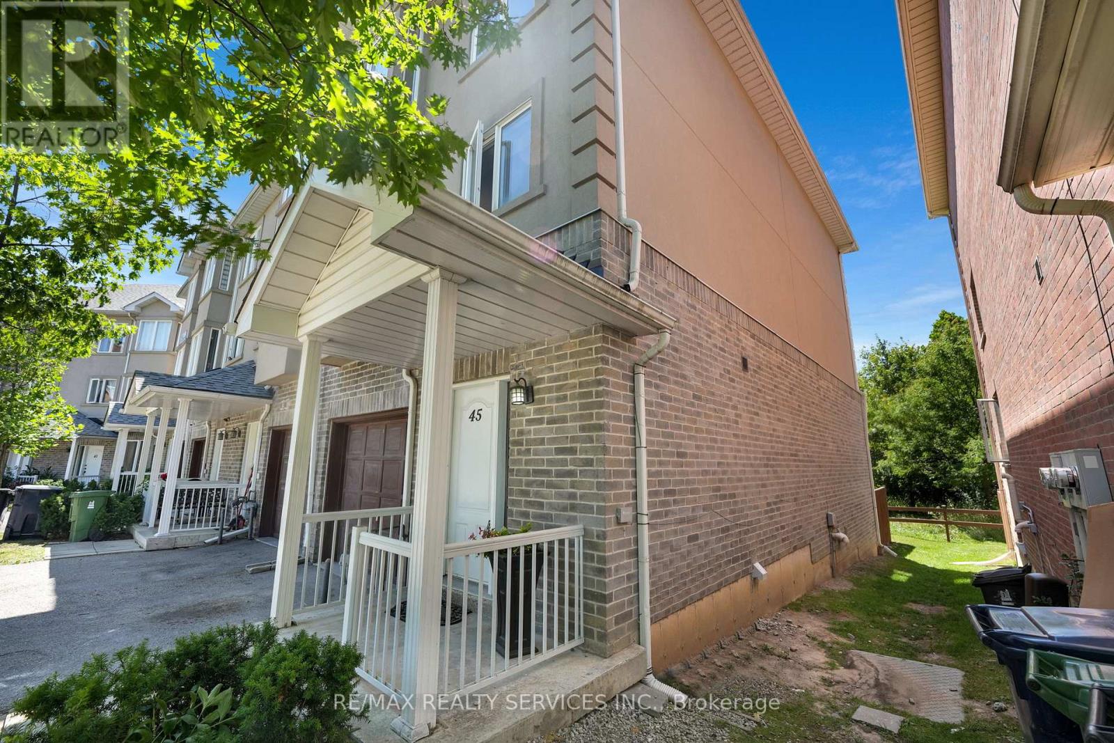 Property at 45 - 3059 FINCH AVENUE W image 3