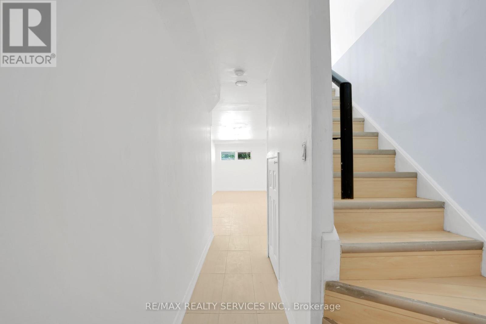 45 - 3059 Finch Avenue W, Toronto, Ontario  M9M 0A7 - Photo 35 - W12362435