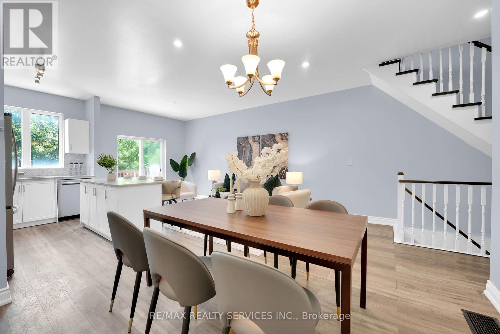 45 - 3059 Finch Avenue W, Toronto, Ontario  M9M 0A7 - Photo 9 - W12362435