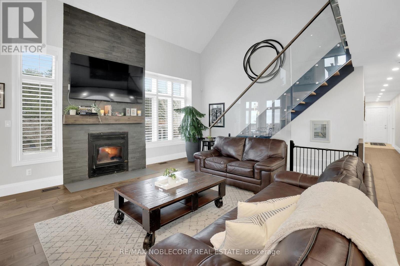 Property at 17088 HORSESHOE HILL ROAD image 5