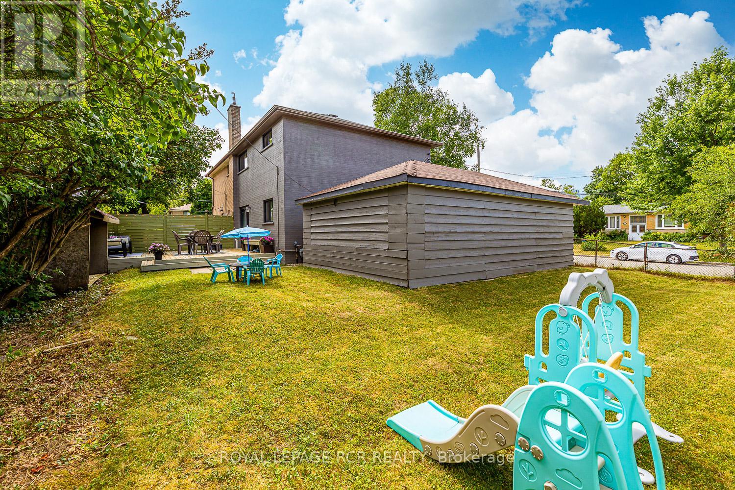 7 Annapearl Court, Toronto, Ontario  M2N 4H6 - Photo 38 - C12272400