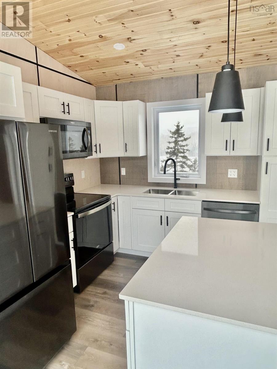 25 Parkdale Crescent, Inverness, Nova Scotia
