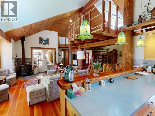 2777 Cedar Way, Savary Island, British Columbia  V0N 2G0 - Photo 6 - 18994