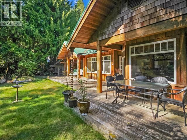2777 Cedar Way, Savary Island, British Columbia  V0N 2G0 - Photo 2 - 18994