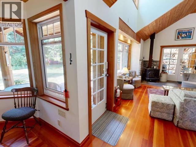 2777 Cedar Way, Savary Island, British Columbia  V0N 2G0 - Photo 9 - 18994