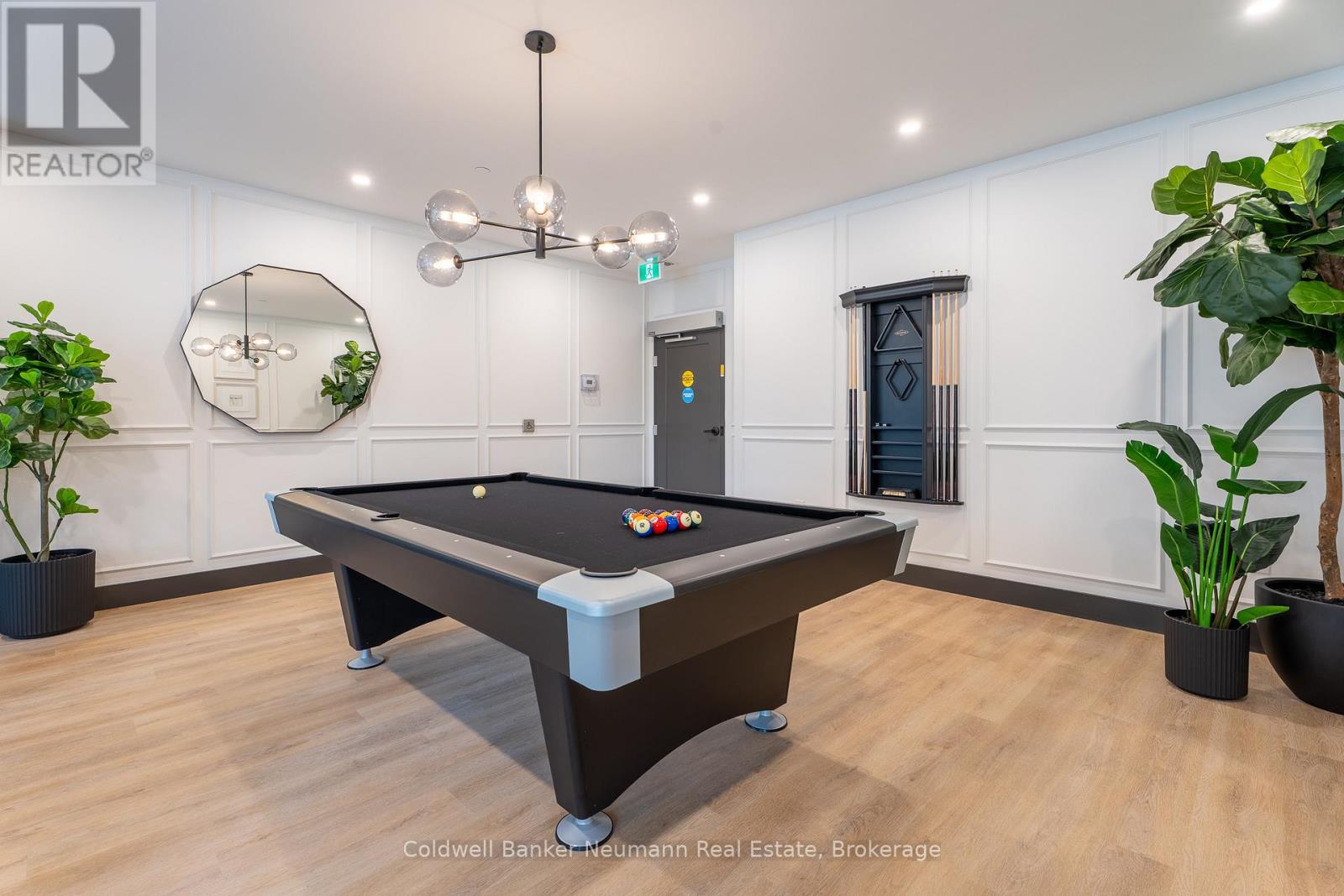 208 - 1882 Gordon Street, Guelph (Clairfields/hanlon Business Park), Ontario  N1L 0P6 - Photo 9 - X12357769