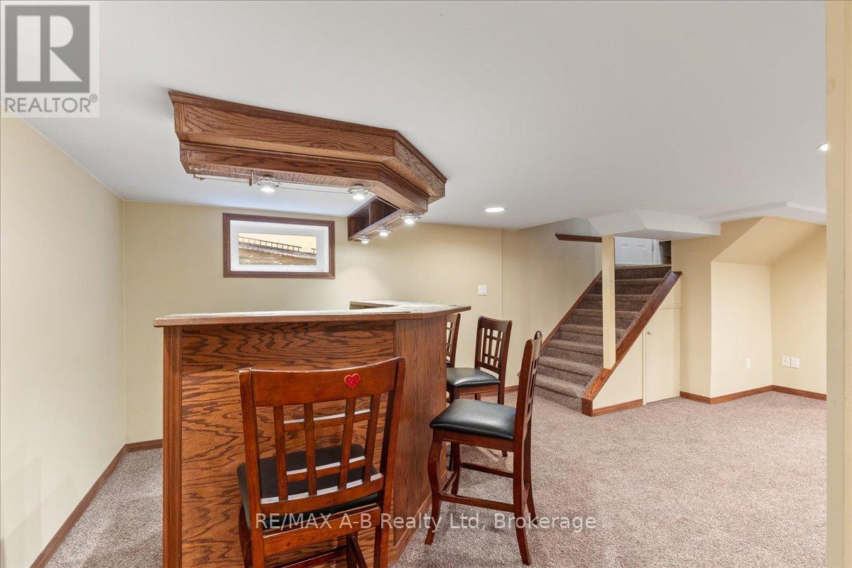 77 Earl Street, Stratford, Ontario  N5A 6G4 - Photo 31 - X12362470