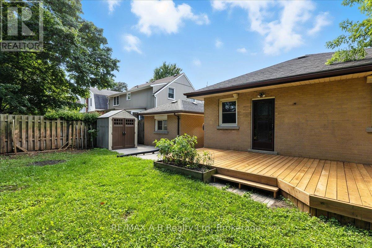 77 Earl Street, Stratford, Ontario  N5A 6G4 - Photo 40 - X12362470