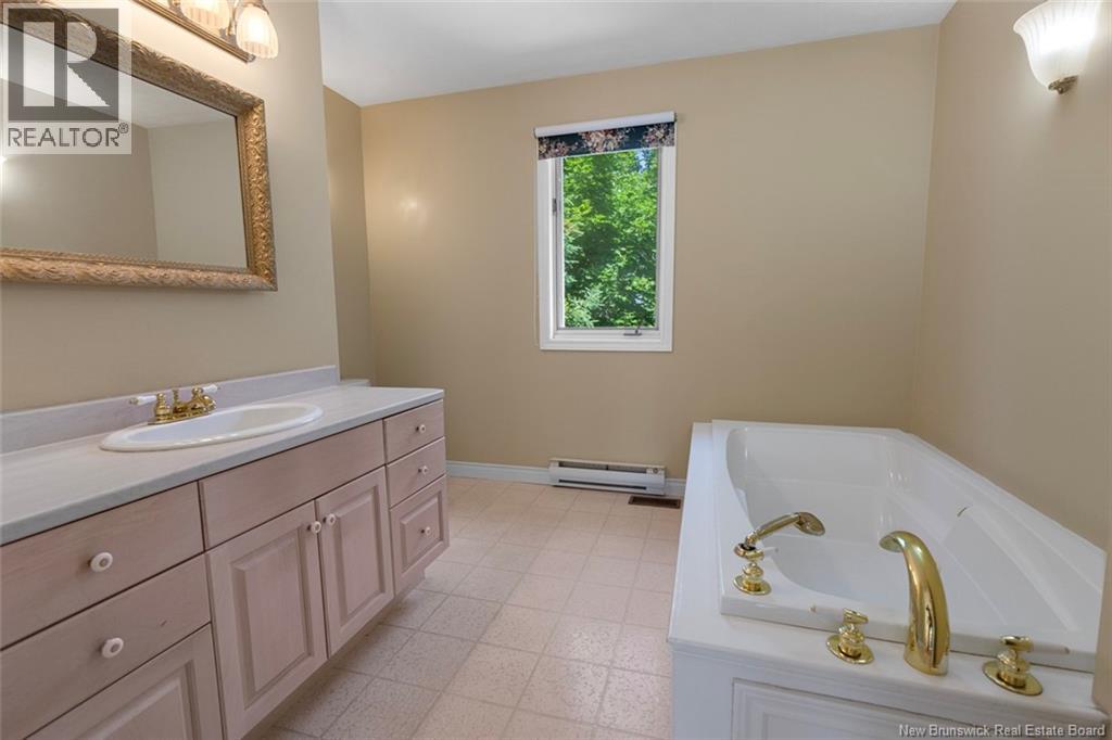 51 Driftwood Court, Moncton, New Brunswick  E1G 2G1 - Photo 32 - NB121315