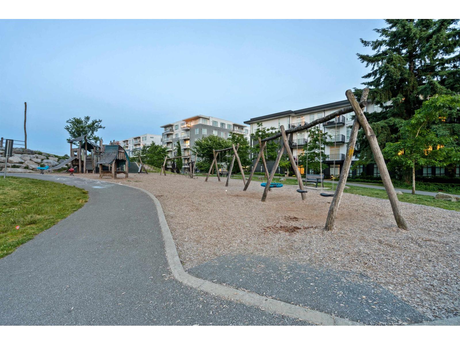 525 13963 105 Boulevard, Surrey, British Columbia  V3T 0M9 - Photo 25 - R3039843