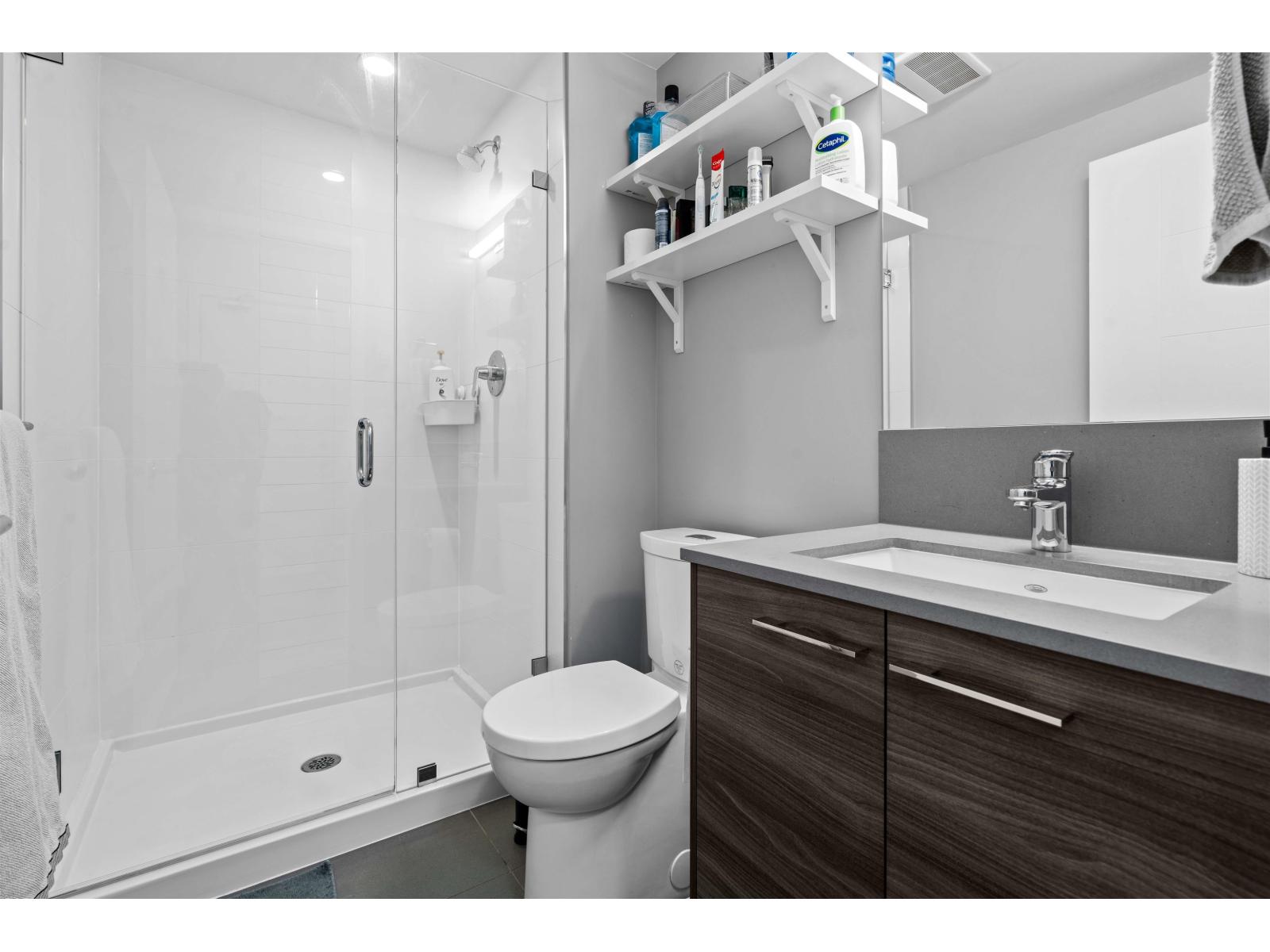 525 13963 105 Boulevard, Surrey, British Columbia  V3T 0M9 - Photo 3 - R3039843