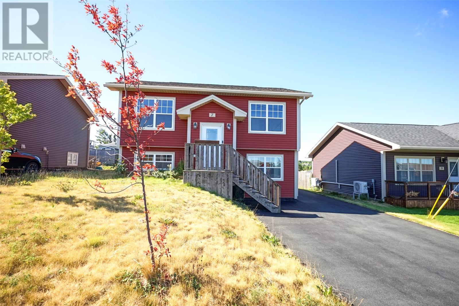 Property at 7 Valleybrook Place image 1